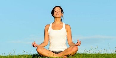 Technique pour effectuer des exercices pour perdre du poids sur le ventre et les côtés